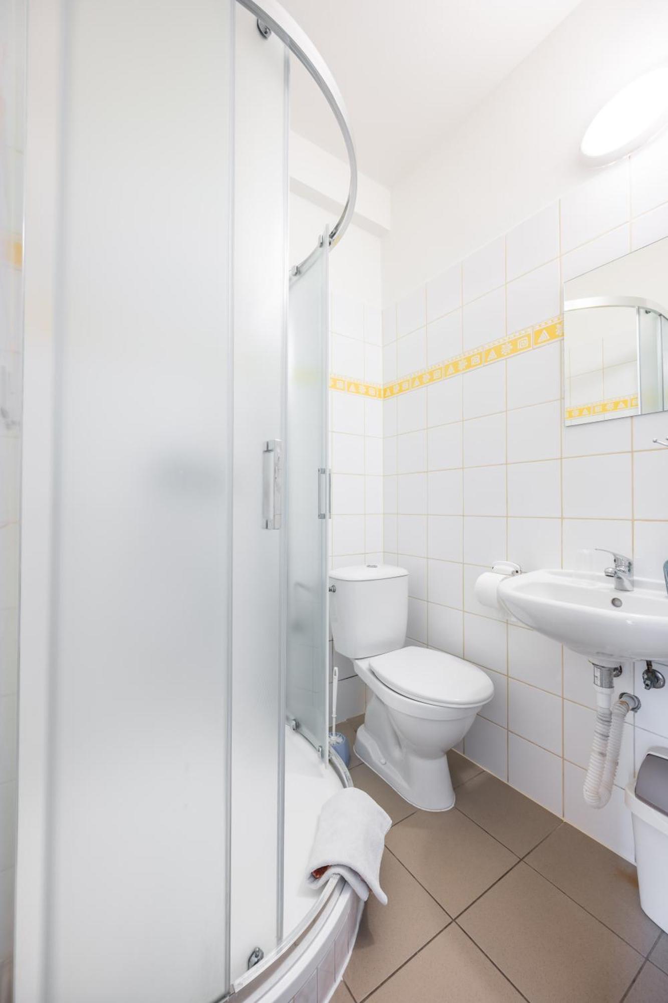 Horsky Hotel Kycerka Velke Karlovice Bagian luar foto